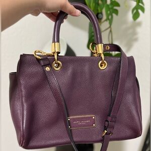 MARC JACOBS Plum & Gold Handbag with Straps